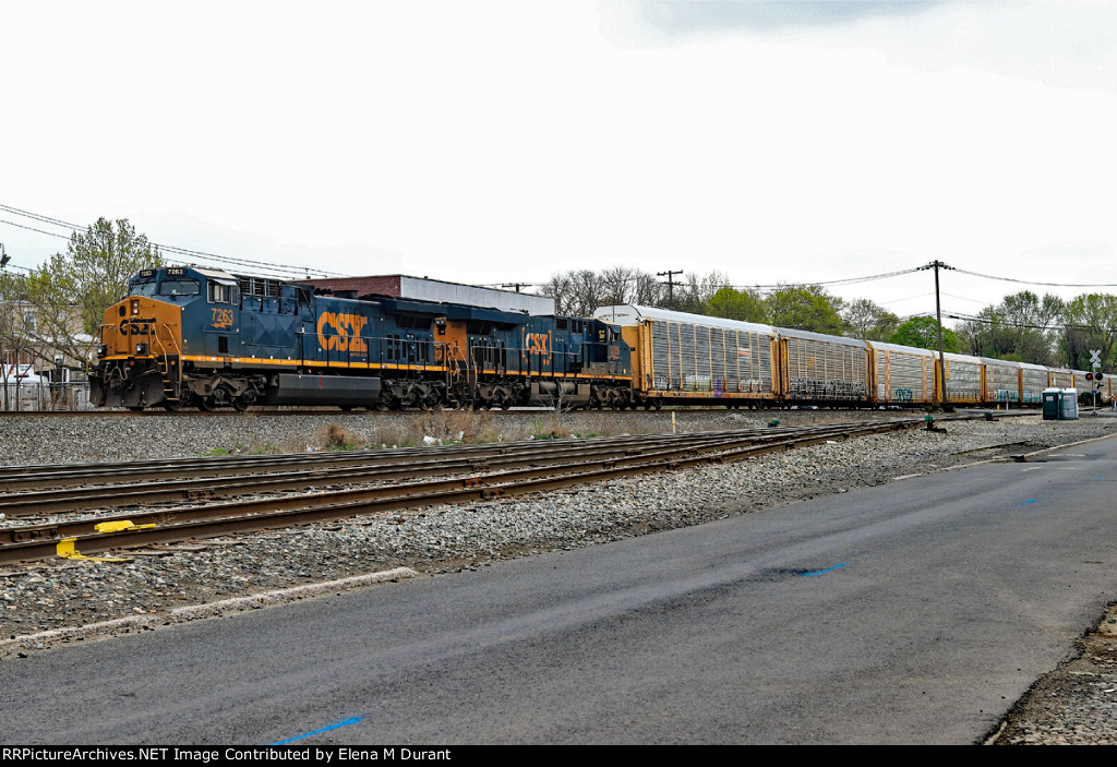 CSX 7263 on M-567